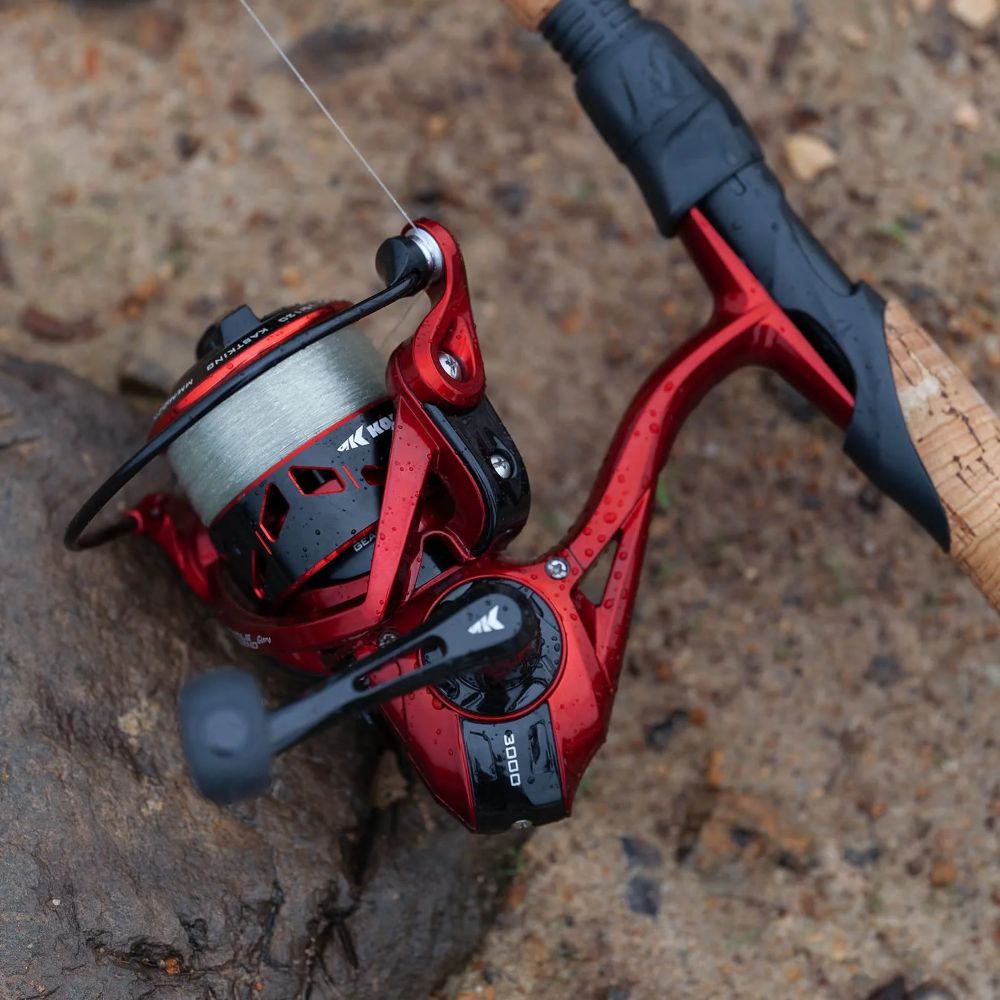 KastKing 2000 Royale Legend Glory Fishing Reel - Red