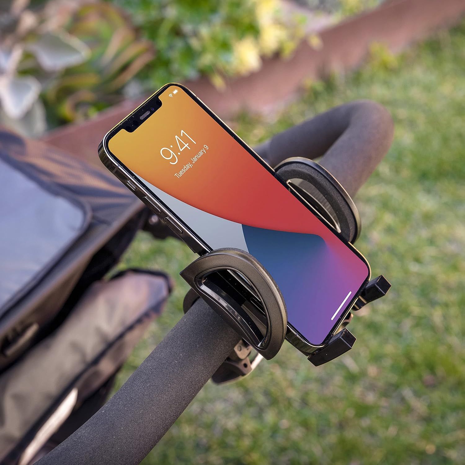 Scosche Handle It Handlebar Phone Mount - Black